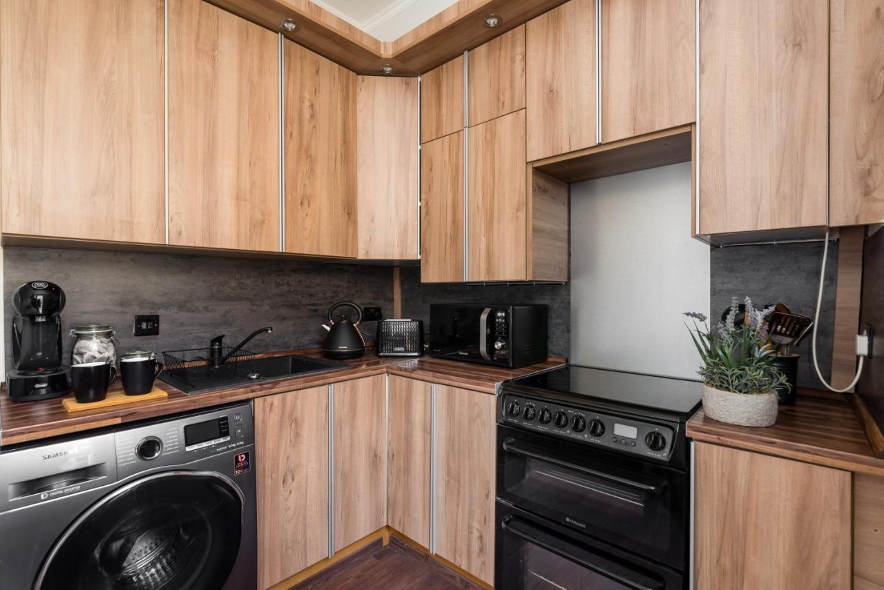 City Centre Stylish Apartment At The Meadows Park Единбург Екстериор снимка